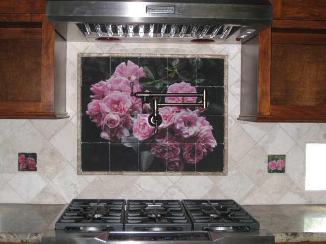 Backsplash-Mural-and-Accents-02